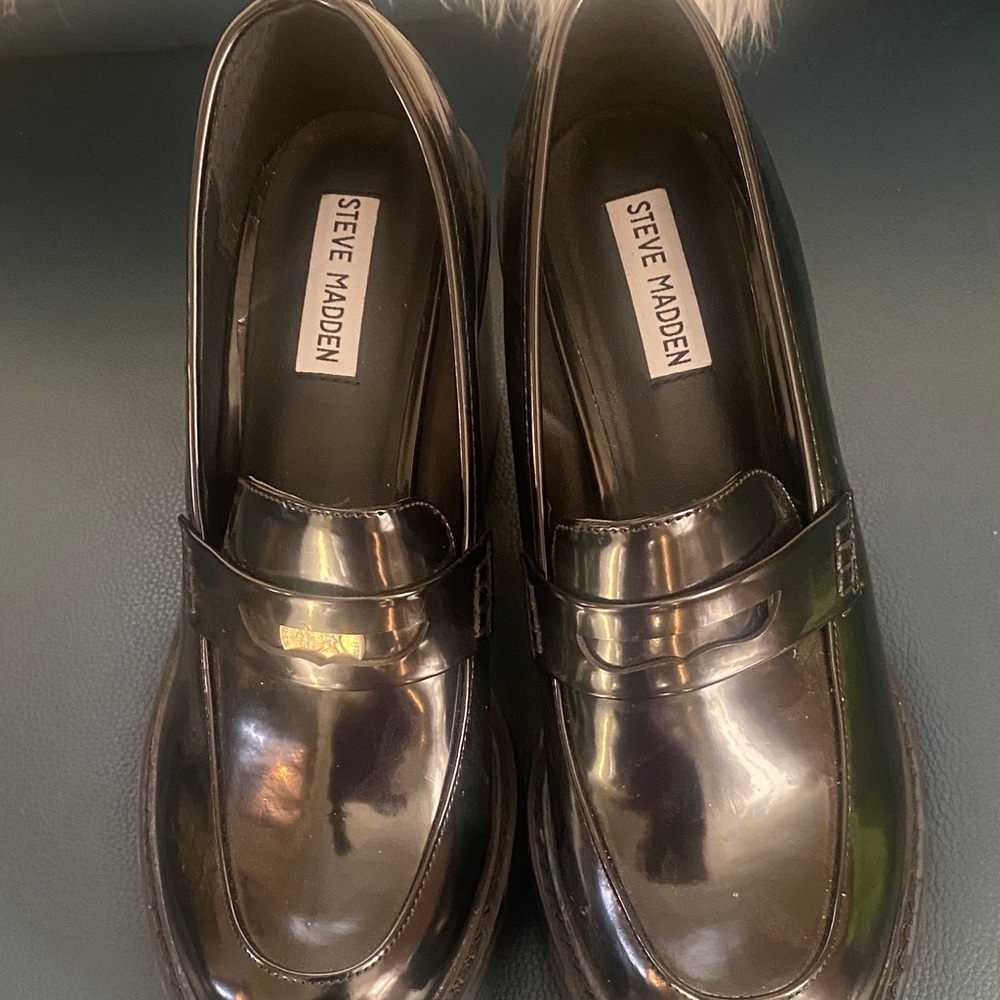 Steve Madden Shiny Black Loafers